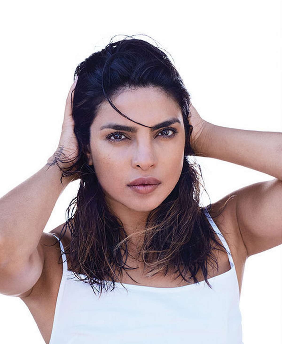 Priyanka Chopra en Allure - No Es País Para Cinéfilos
