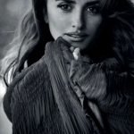 Penelope-Cruz-in-Vogue-Magazine-16